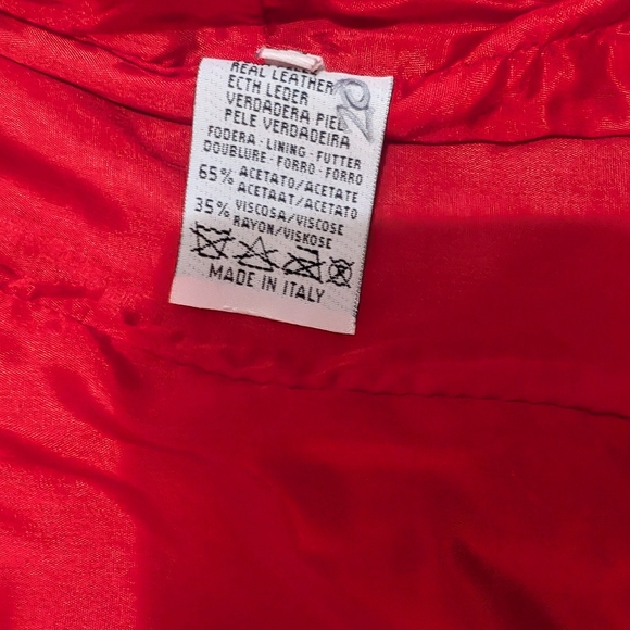 Vintage Italian Genuine Red Leather Cropped Biker Jacket - Picture 5 of 8